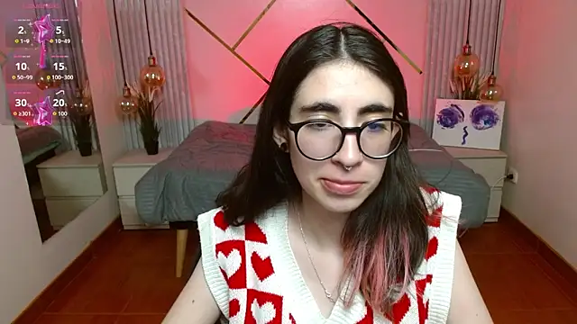 LenaRoses online show from 02/25/26, 08:29