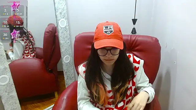 LenaRoses online show from 04/15/26, 09:04