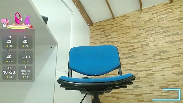 Snapshot of mrskatty chatting on 10/08/25, 01:20 mrskatty online show from 10/08/25, 01:20