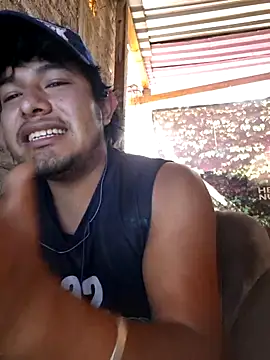 GusssHOT online show from 04/15/26, 03:08