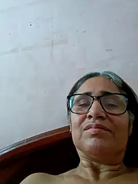  candi online show from 03/13/25, 12:35