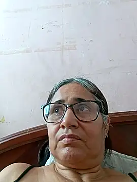  candi online show from 03/16/25, 05:50