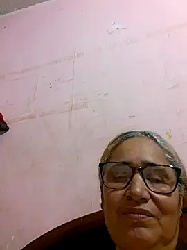  candi online show from 09/27/25, 05:45