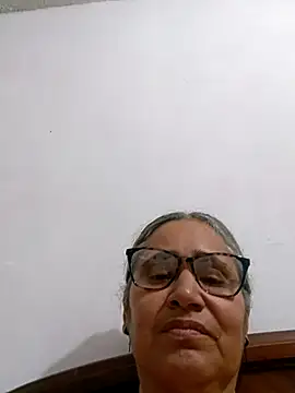  candi online show from 02/18/26, 03:35