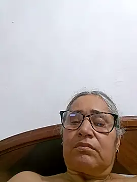  candi online show from 02/24/26, 02:53