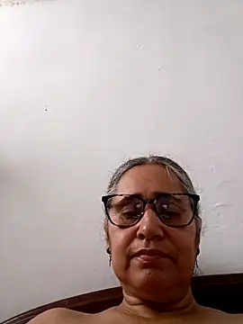 Snapshot of _candi chatting on 03/07/26, 02:58 candi online show from 03/07/26, 02:58