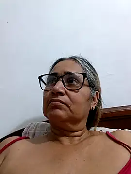 Snapshot of _candi chatting on 03/20/26, 12:04 candi online show from 03/20/26, 12:04