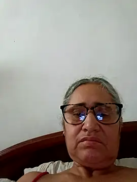 Snapshot of _candi chatting on 03/27/26, 12:38 candi online show from 03/27/26, 12:38
