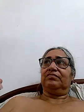 Snapshot of _candi chatting on 04/05/26, 02:36 candi online show from 04/05/26, 02:36