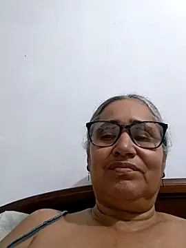 Snapshot of _candi chatting on 04/09/26, 04:12 candi online show from 04/09/26, 04:12