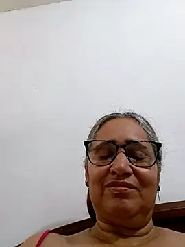 Snapshot of _candi chatting on 04/13/26, 02:22 candi online show from 04/13/26, 02:22