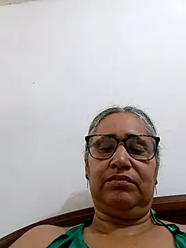Snapshot of _candi chatting on 04/15/26, 04:03 candi online show from 04/15/26, 04:03