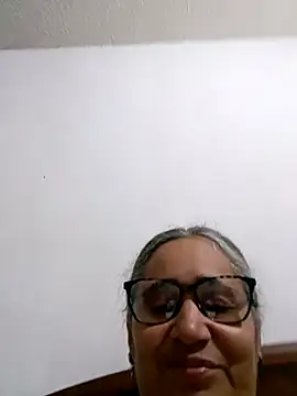 Snapshot of _candi chatting on 04/24/26, 01:41 candi online show from 04/24/26, 01:41