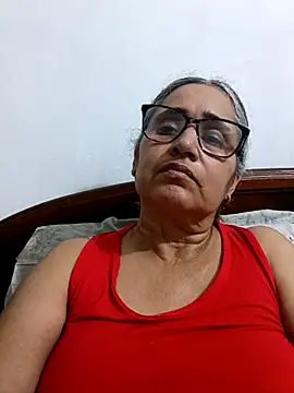 Snapshot of _candi chatting on 04/26/26, 11:57 candi online show from 04/26/26, 11:57
