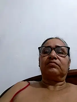 Snapshot of _candi chatting on 04/28/26, 02:27 candi online show from 04/28/26, 02:27