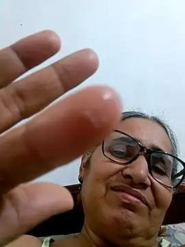 Snapshot of _candi chatting on 05/09/26, 12:54 candi online show from 05/09/26, 12:54