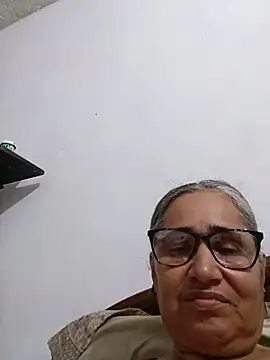 Snapshot of _candi chatting on 05/26/26, 03:57 candi online show from 05/26/26, 03:57