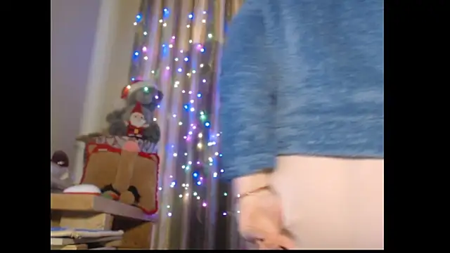 amorelara online show from 12/01/25, 11:37