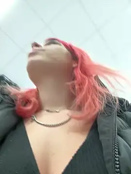 RiriRoseey online show from 02/23/25, 10:17