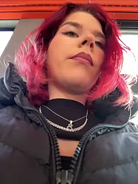 RiriRoseey online show from 03/04/26, 08:53