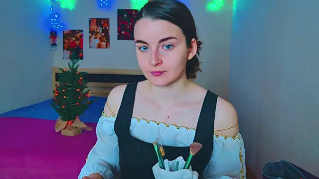 Miss Arwen online show from 12/23/24, 02:45