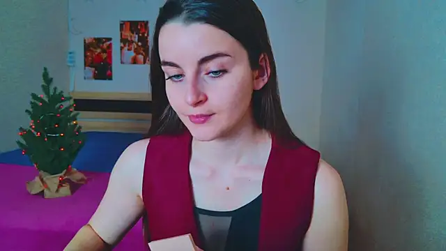 Miss Arwen online show from 12/24/24, 08:11