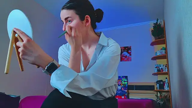 Miss Arwen online show from 01/13/25, 03:23