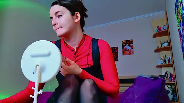 Miss Arwen online show from 02/07/25, 03:55