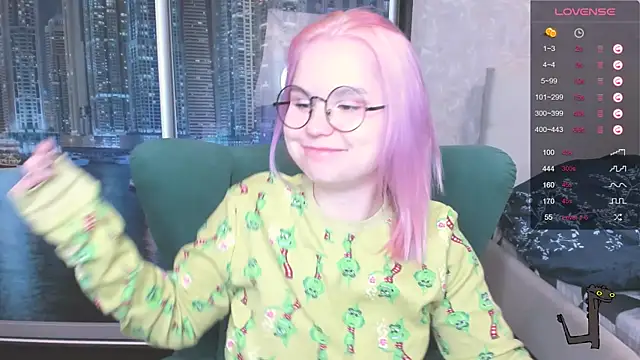 Snapshot of miray_kuriyama123 chatting on 12/20/24, 04:04 miray kuriyama123 online show from 12/20/24, 04:04