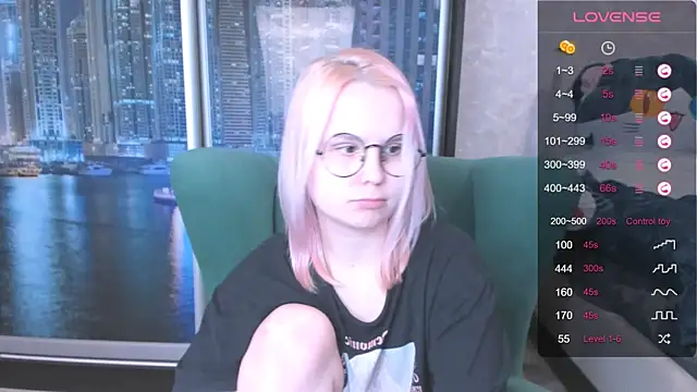 Snapshot of miray_kuriyama123 chatting on 01/05/25, 06:02 miray kuriyama123 online show from 01/05/25, 06:02