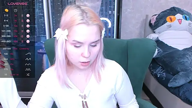 Snapshot of miray_kuriyama123 chatting on 01/20/25, 12:18 miray kuriyama123 online show from 01/20/25, 12:18