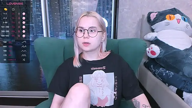 Snapshot of miray_kuriyama123 chatting on 01/20/25, 09:43 miray kuriyama123 online show from 01/20/25, 09:43