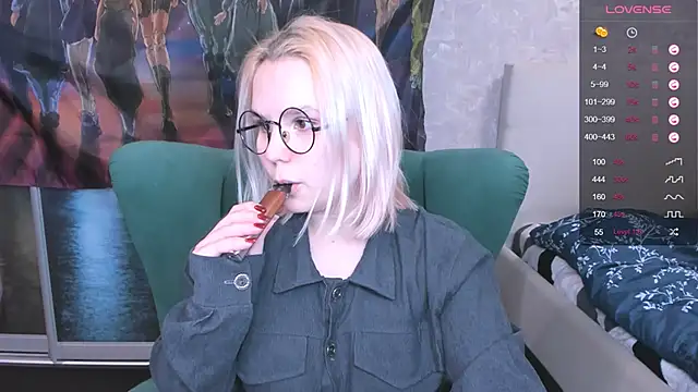 Snapshot of miray_kuriyama123 chatting on 02/01/25, 07:44 miray kuriyama123 online show from 02/01/25, 07:44