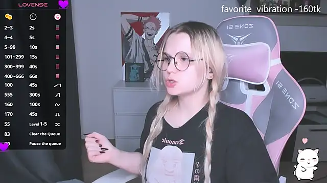 Snapshot of miray_kuriyama123 chatting on 10/15/25, 12:55 miray kuriyama123 online show from 10/15/25, 12:55