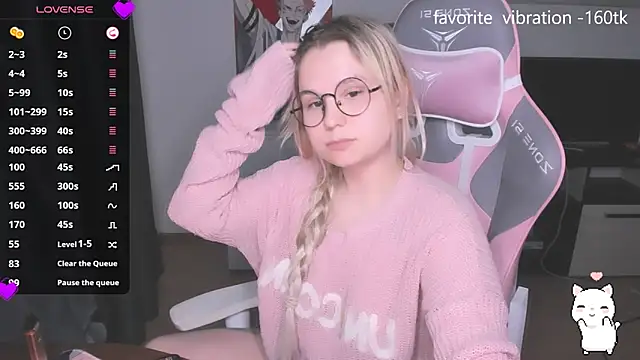 Snapshot of miray_kuriyama123 chatting on 10/19/25, 09:15 miray kuriyama123 online show from 10/19/25, 09:15