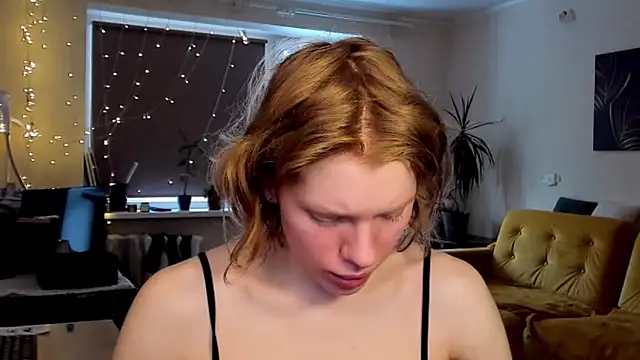 Snapshot of StellaDavis chatting on 02/27/25, 12:23 StellaDavis online show from 02/27/25, 12:23