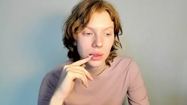 StellaDavis online show from 02/25/26, 08:13