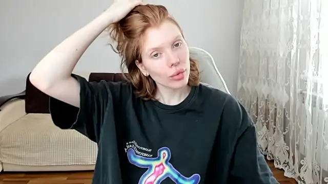 StellaDavis online show from 04/27/26, 11:08