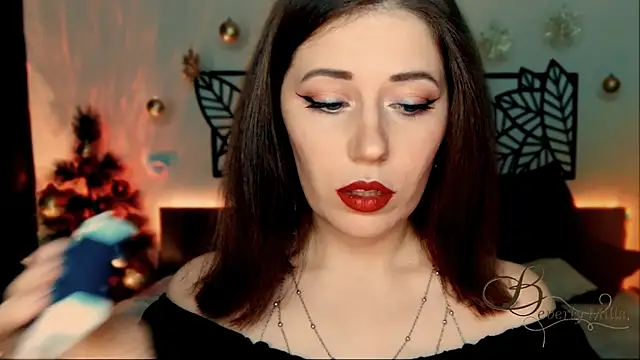 MissBeverlyMills online show from 12/21/24, 06:12