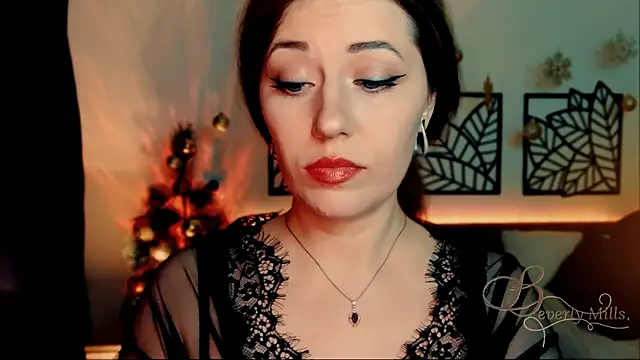 MissBeverlyMills online show from 01/02/25, 04:13