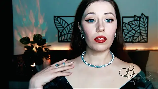 MissBeverlyMills online show from 01/09/25, 08:33