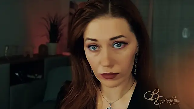 MissBeverlyMills online show from 01/11/26, 05:34