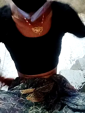 Anushka Ji online show from 02/11/25, 07:44