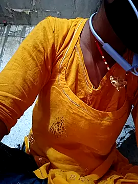 Anushka Ji online show from 02/19/25, 03:28