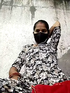 Anushka Ji online show from 10/28/25, 06:17