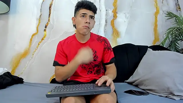 andrew rose  online show from 10/14/25, 02:29