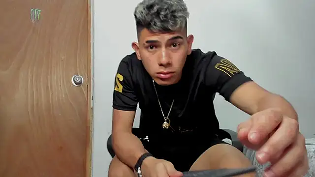 andrew rose  online show from 02/09/26, 07:18