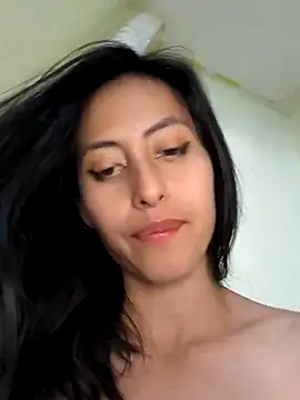 Snapshot of Anahi_cake chatting on 03/14/25, 03:37 Anahi cake online show from 03/14/25, 03:37