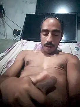 Snapshot of angelicosilva6 chatting on 02/14/25, 06:29 angelicosilva6 online show from 02/14/25, 06:29