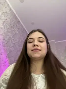 Vikki toriya online show from 12/25/24, 01:51